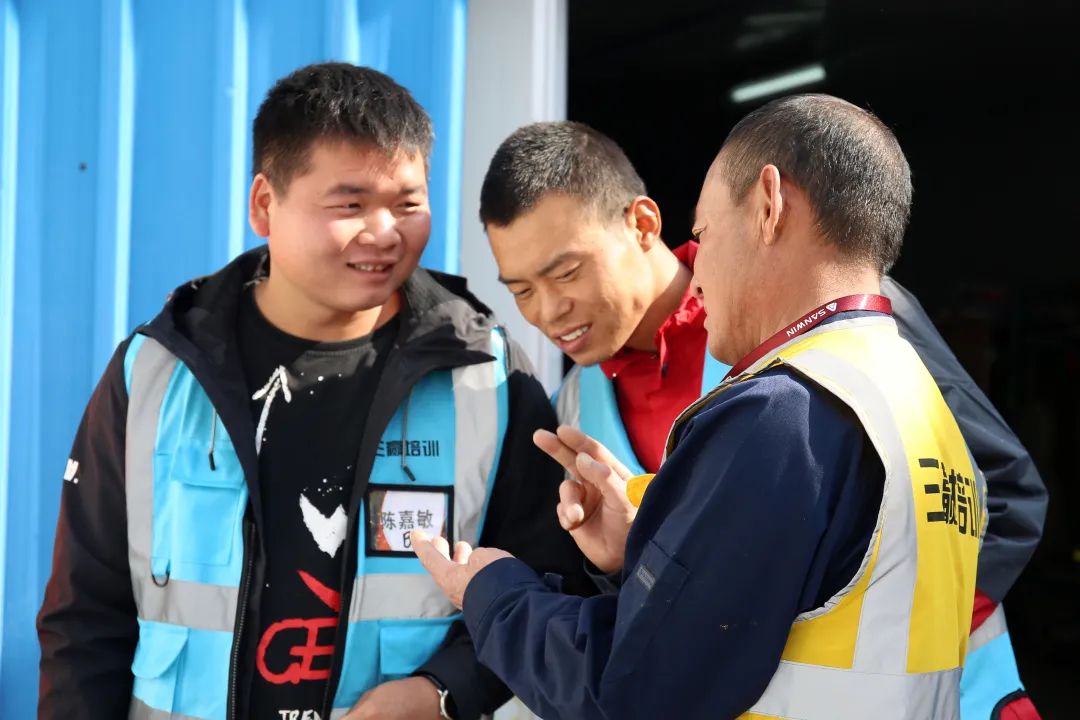 b9ac364c-cbc7-4ed0-b95e-3fc9fb2d5448.jpg b9ac364c-cbc7-4ed0-b95e-3fc9fb2d5448.jpg